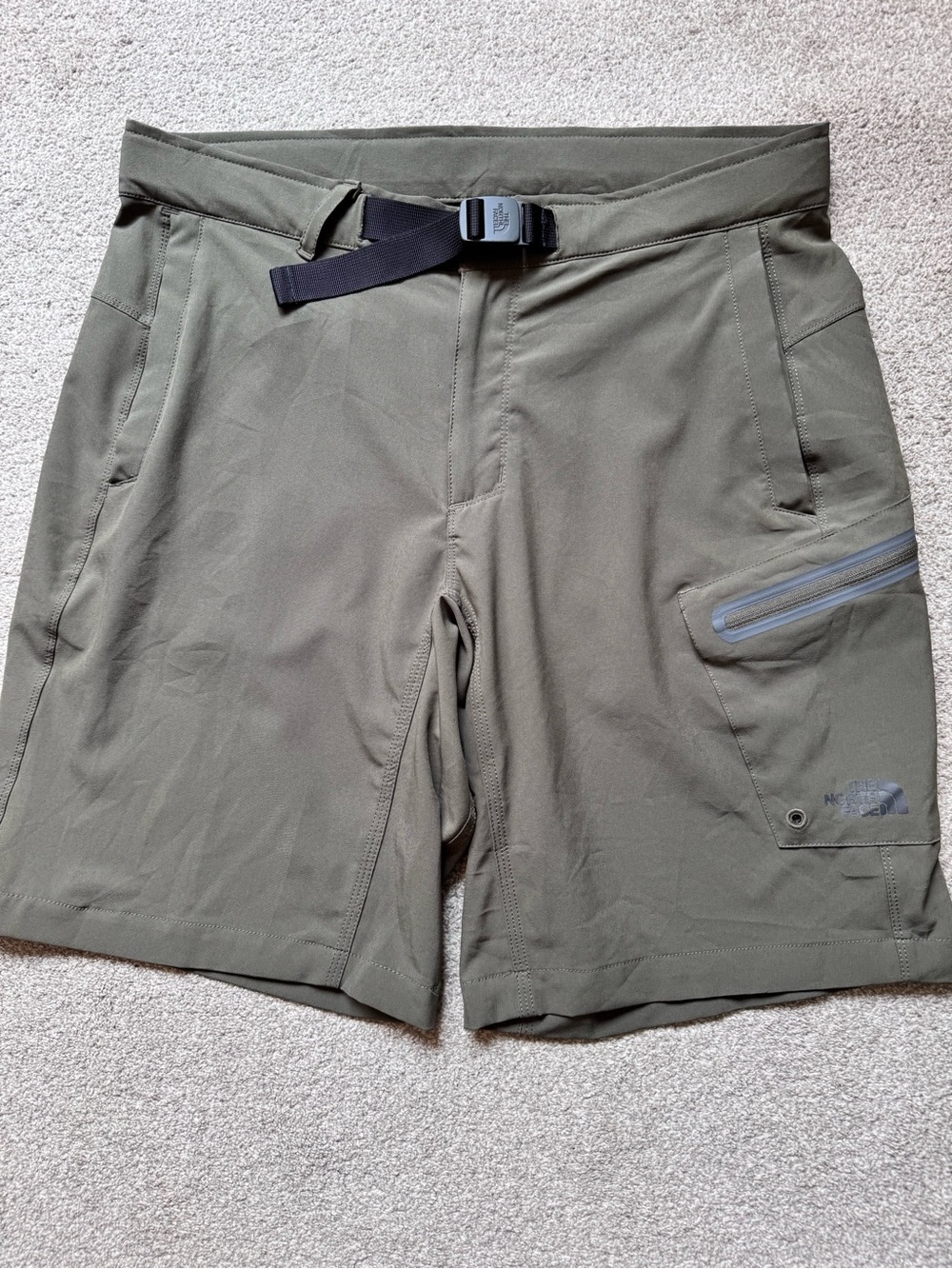 Mens The North Face 10” Outdoor Cargo Hiking Shorts Size 34 Dark Olive Like New